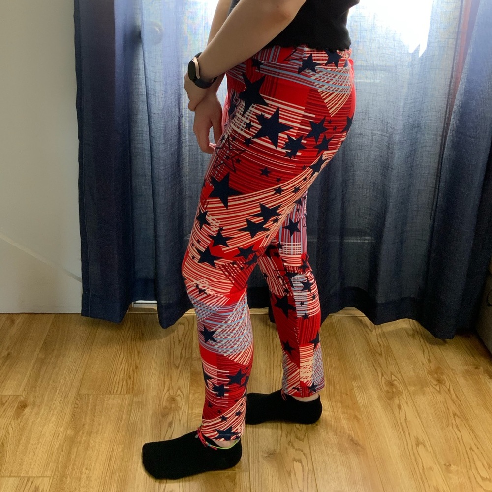 LuLaRoe Stars and Stripes Tall and Curvy Leggings